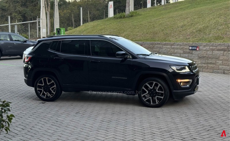 COMPASS 2.0 16V FLEX LIMITED AUTOMÁTICO - 2018 - GARIBALDI