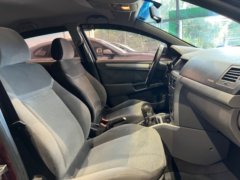 VECTRA 2.0 MPFI ELEGANCE 8V 140CV FLEX 4P MANUAL - 2010 - CAXIAS DO SUL