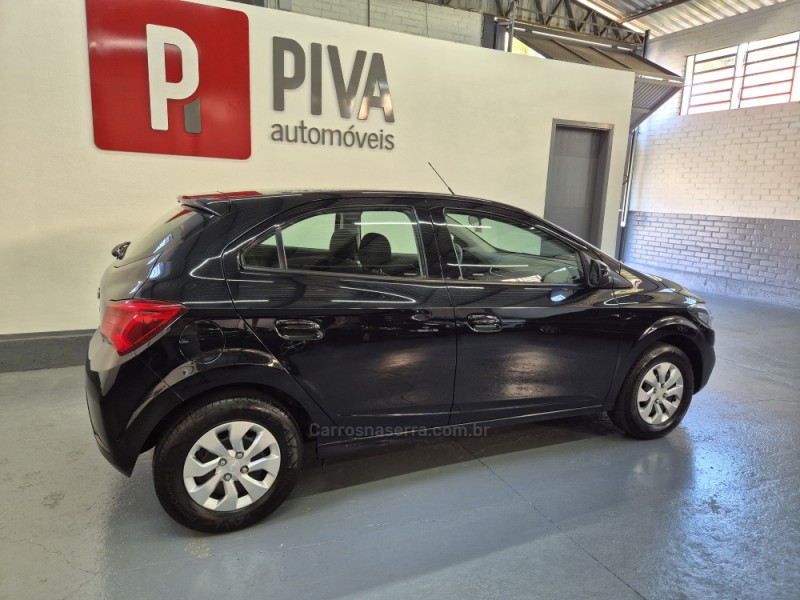 ONIX 1.0 MPFI LT 8V FLEX 4P MANUAL - 2017 - GARIBALDI