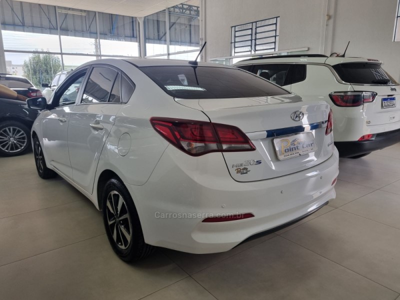 HB20S 1.6 STYLE 16V FLEX 4P AUTOMÁTICO - 2019 - VACARIA