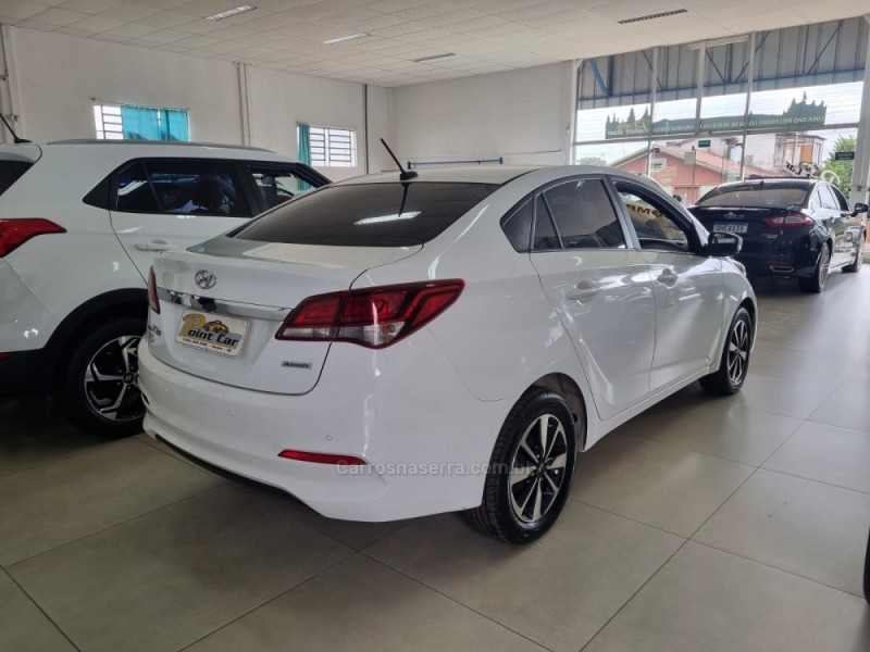 HB20S 1.6 STYLE 16V FLEX 4P AUTOMÁTICO - 2019 - VACARIA