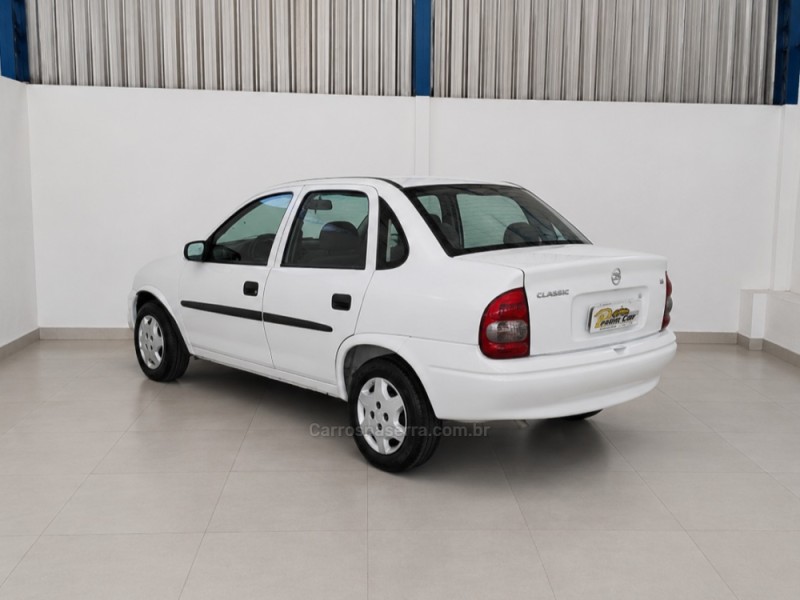 CLASSIC 1.6 MPFI SPIRIT 8V GASOLINA 4P MANUAL - 2005 - VACARIA