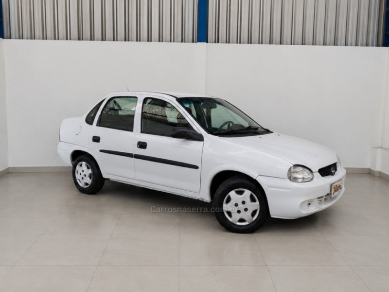 classic 1.6 mpfi spirit 8v gasolina 4p manual 2005 vacaria