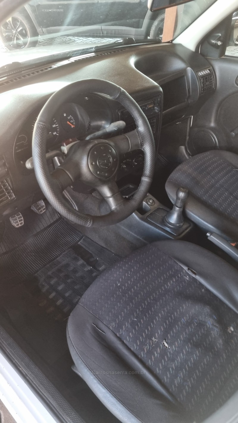 GOL 1.0 MI 8V FLEX 4P MANUAL - 2005 - FARROUPILHA