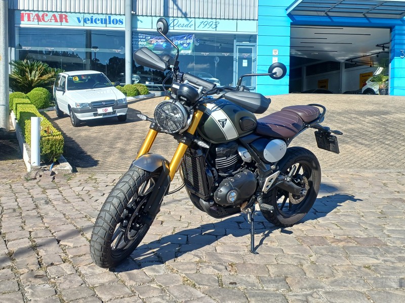 SCRAMBLER 400X - 2025 - FLORES DA CUNHA