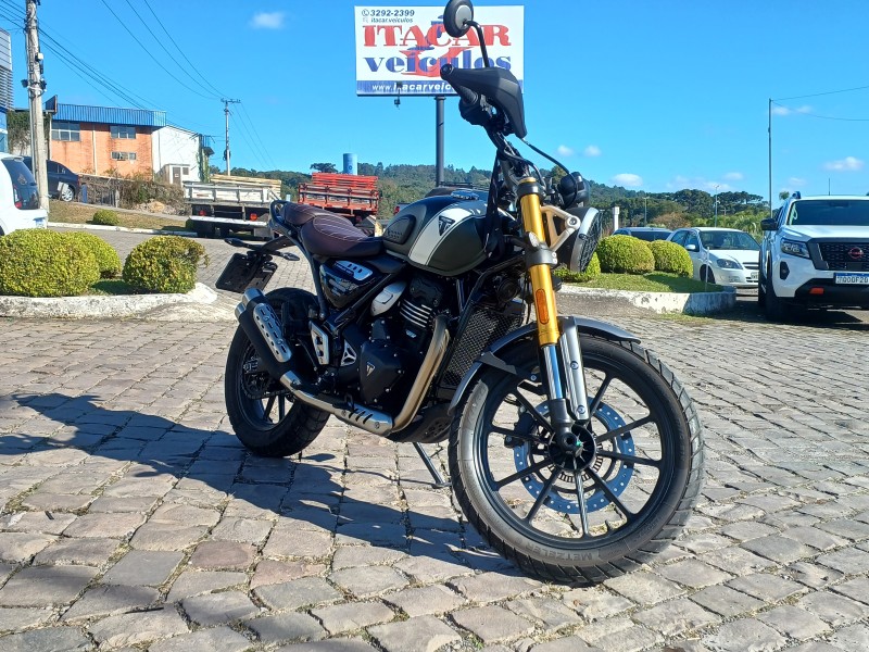 scrambler 400x 2025 flores da cunha
