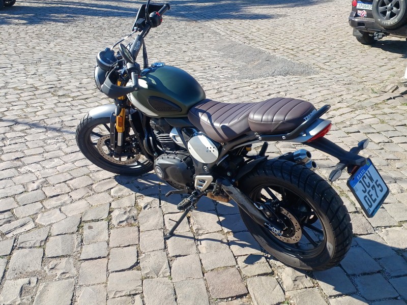 SCRAMBLER 400X - 2025 - FLORES DA CUNHA