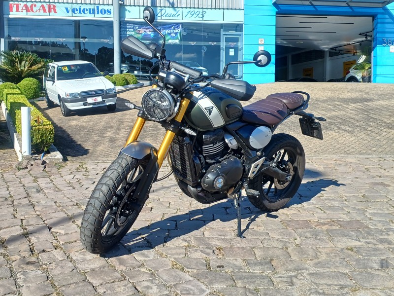 SCRAMBLER 400X - 2025 - FLORES DA CUNHA