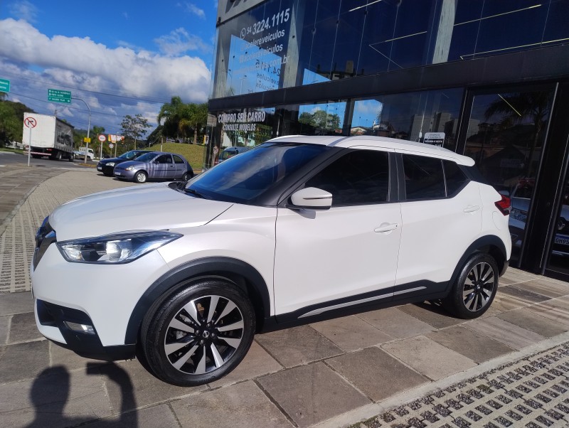 KICKS 1.6 16V FLEX SV 4P XTRONIC