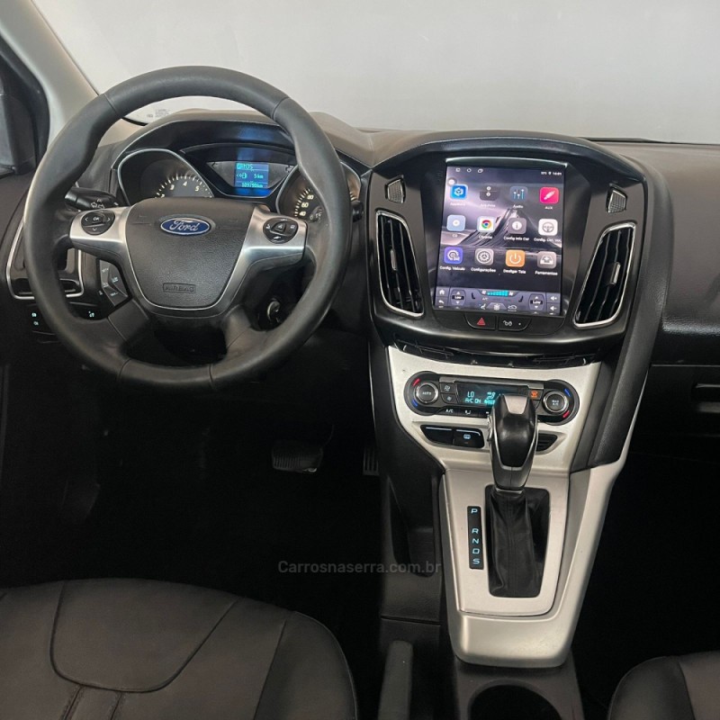 FOCUS 2.0 SE 16V FLEX 4P AUTOMÁTICO - 2015 - PORTãO