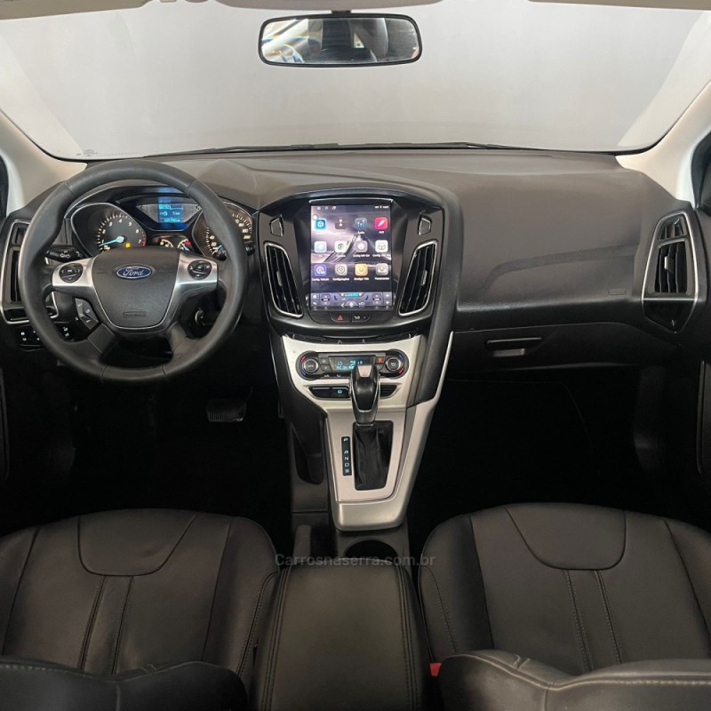 FOCUS 2.0 SE 16V FLEX 4P AUTOMÁTICO - 2015 - PORTãO