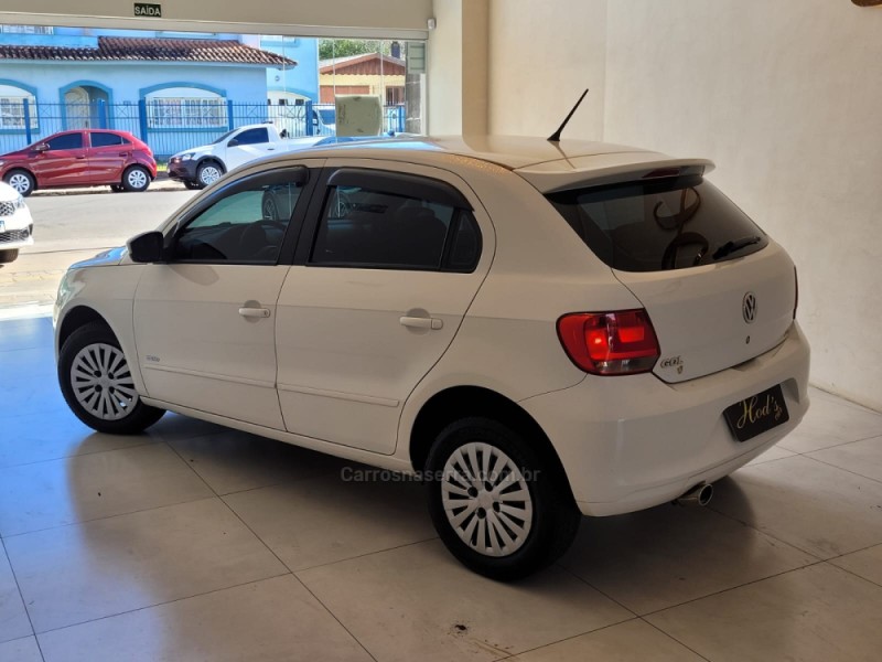 GOL 1.0 12V MPI TOTALFLEX CITY 4P MANUAL - 2014 - CANELA