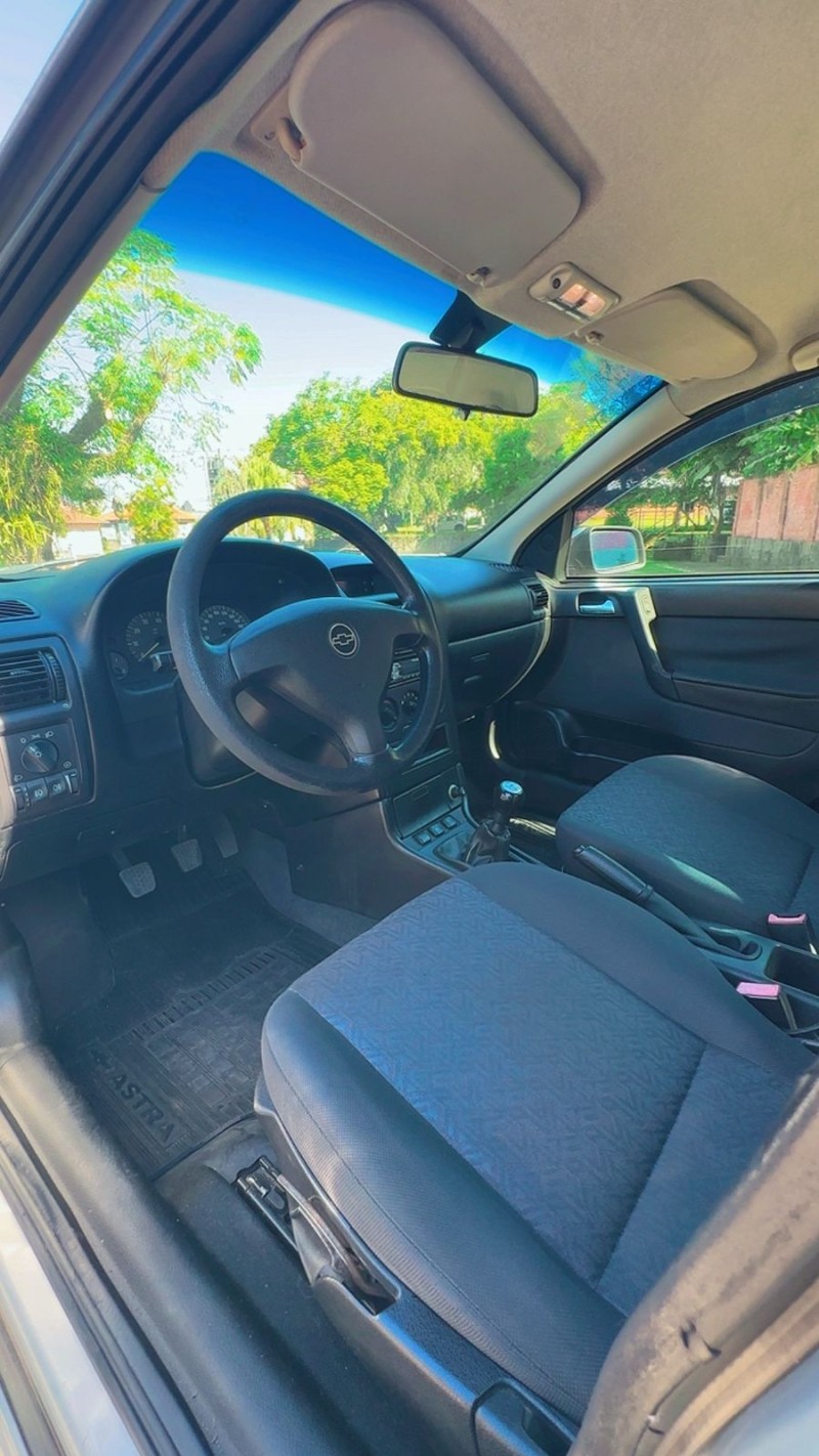 ASTRA 2.0 MPFI COMFORT SEDAN 8V FLEX 4P MANUAL - 2005 - SãO SEBASTIãO DO CAí