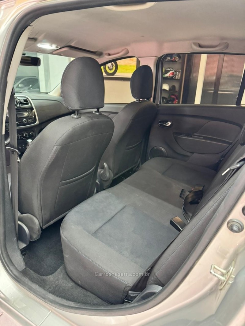 SANDERO 1.6 DYNAMIQUE 8V FLEX 4P MANUAL - 2015 - CAXIAS DO SUL