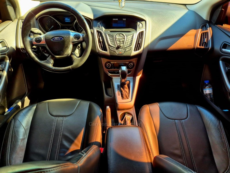 FOCUS 2.0 SE 16V FLEX 4P AUTOMÁTICO - 2015 - FARROUPILHA