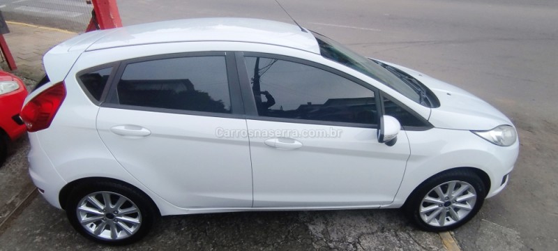 FIESTA 1.6 SEL HATCH 16V FLEX 4P MANUAL - 2015 - FARROUPILHA