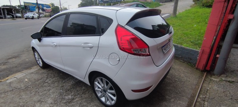 FIESTA 1.6 SEL HATCH 16V FLEX 4P MANUAL - 2015 - FARROUPILHA