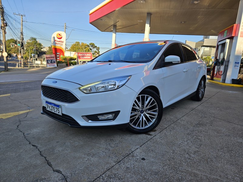 FOCUS 2.0 SE SEDAN 16V FLEX 4P AUTOMÁTICO