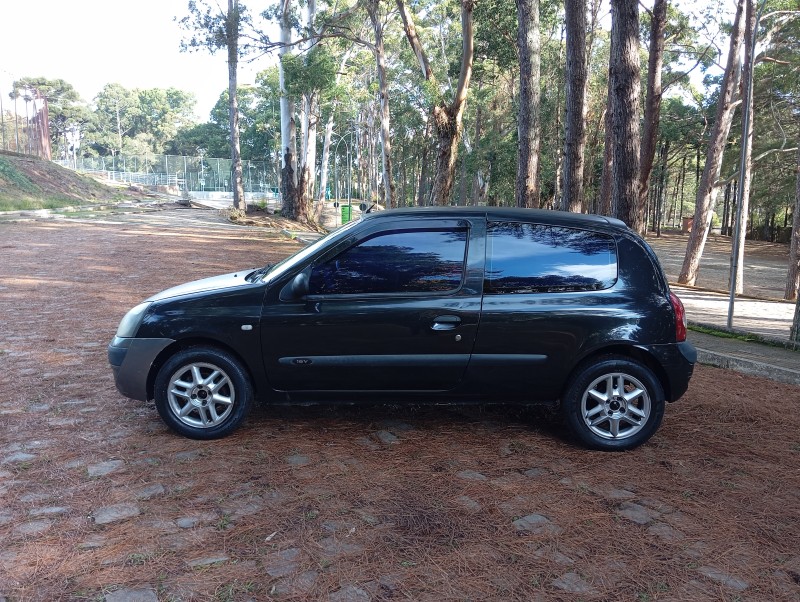 CLIO 1.0 AUTHENTIQUE 16V FLEX 2P MANUAL - 2005 - CAXIAS DO SUL