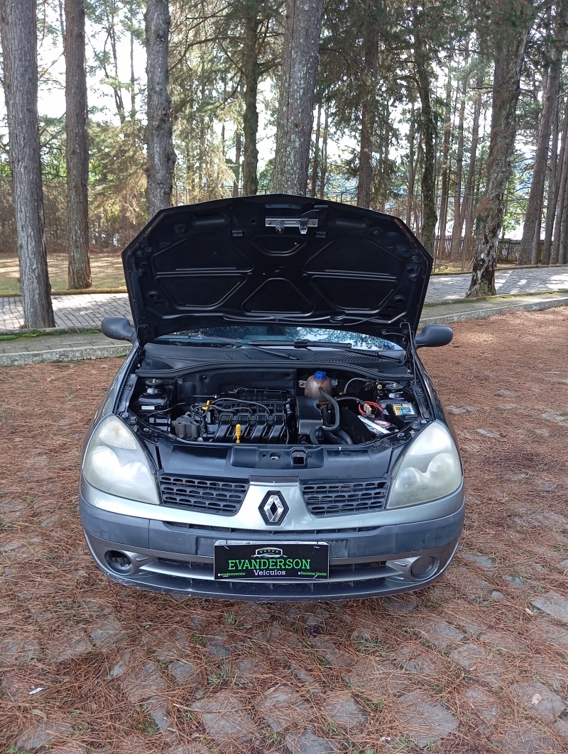 CLIO 1.0 AUTHENTIQUE 16V FLEX 2P MANUAL - 2005 - CAXIAS DO SUL