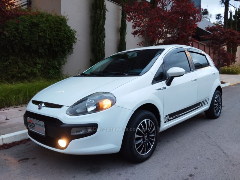 punto 1.4 attractive italia 8v flex 4p manual 2014 farroupilha