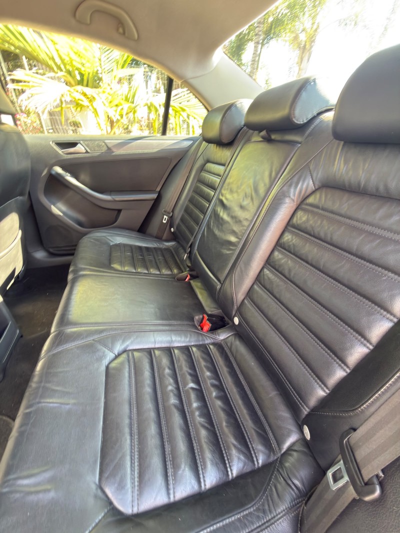 JETTA 2.0 TSI HIGHLINE 211CV GASOLINA 4P TIPTRONIC - 2012 - FELIZ