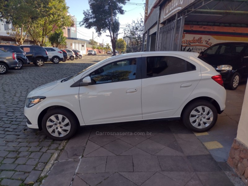 ONIX 1.4 MPFI LT 8V FLEX 4P MANUAL - 2014 - BENTO GONçALVES