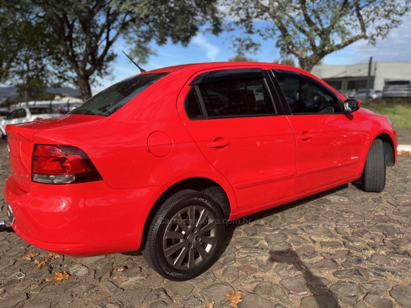 VOYAGE 1.6 MI COMFORTLINE 8V FLEX 4P MANUAL - 2012 - DOIS IRMãOS