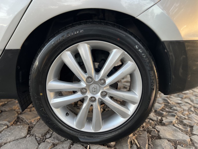 IX35 2.0 MPI 4X2 16V GASOLINA 4P AUTOMÁTICO - 2011 - DOIS IRMãOS