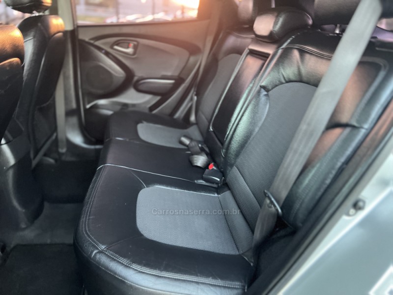IX35 2.0 MPI 4X2 16V GASOLINA 4P AUTOMÁTICO - 2011 - DOIS IRMãOS