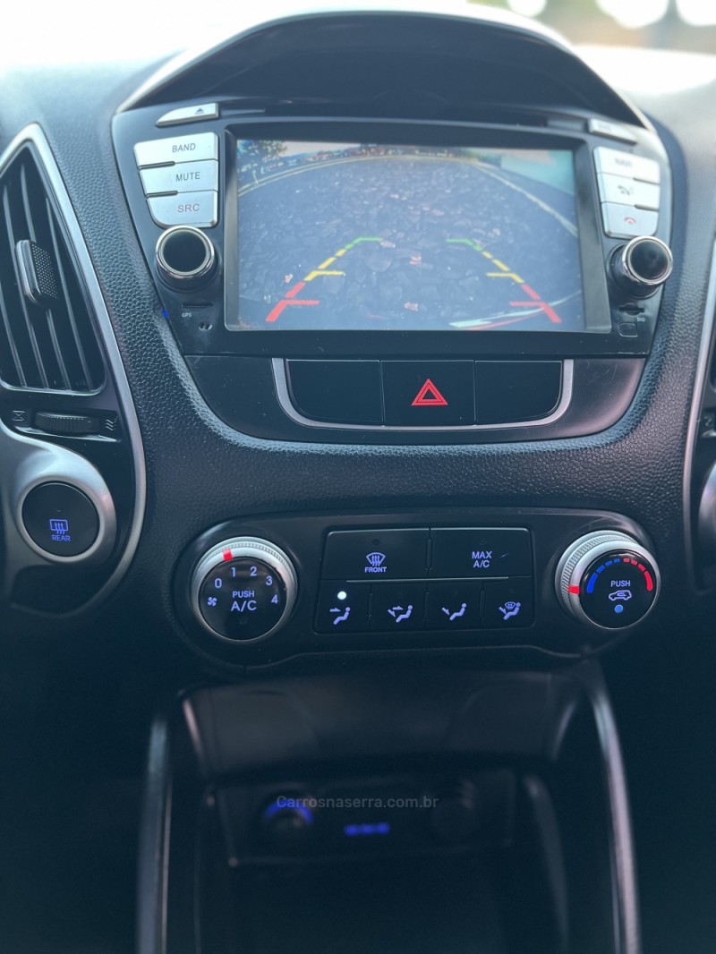 IX35 2.0 MPI 4X2 16V GASOLINA 4P AUTOMÁTICO - 2011 - DOIS IRMãOS