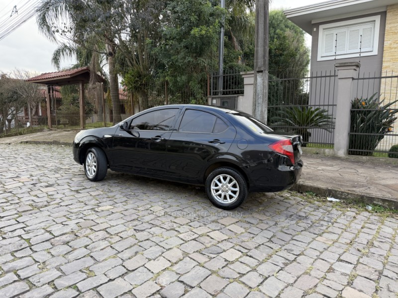 J3 1.4 16V GASOLINA 4P MANUAL - 2012 - CAXIAS DO SUL