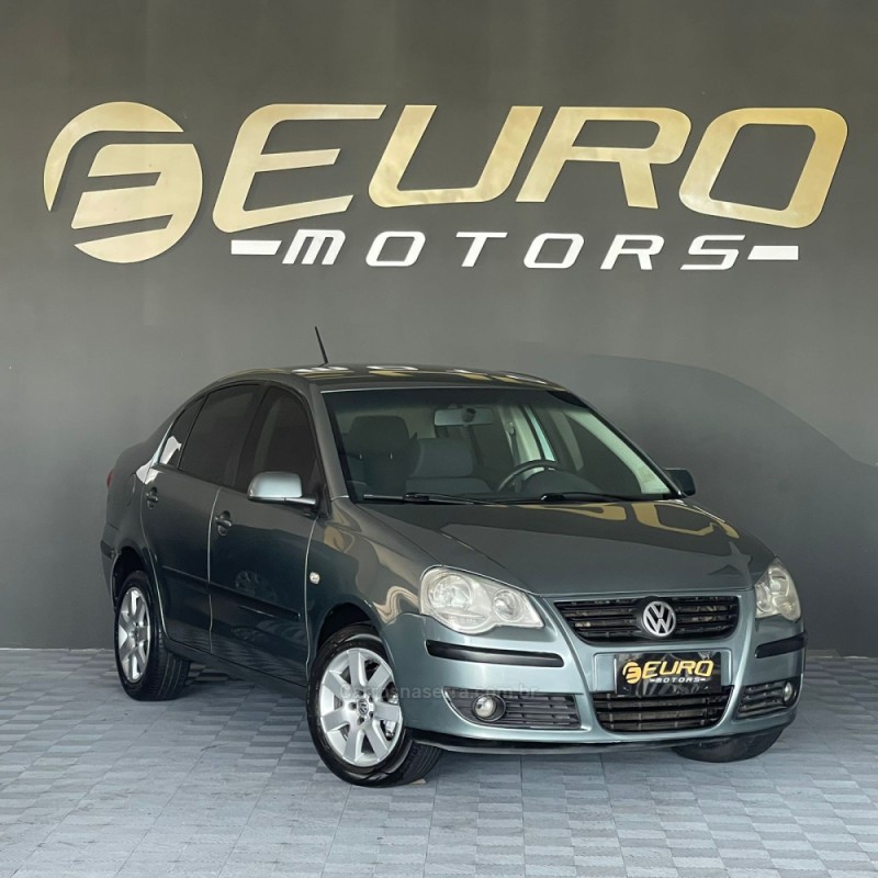 POLO SEDAN 1.6 8V GASOLINA 4P MANUAL - 2009 - PORTãO