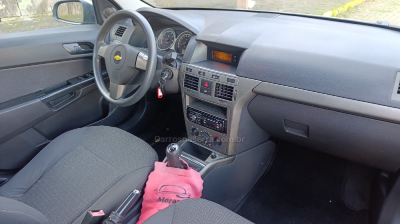 VECTRA 2.0 MPFI EXPRESSION 8V 140CV FLEX 4P MANUAL - 2010 - CAXIAS DO SUL