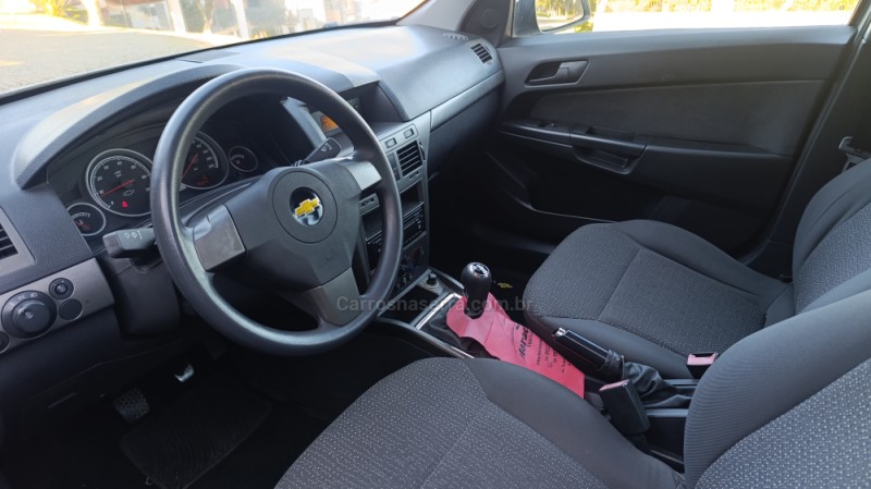 VECTRA 2.0 MPFI EXPRESSION 8V 140CV FLEX 4P MANUAL - 2010 - CAXIAS DO SUL