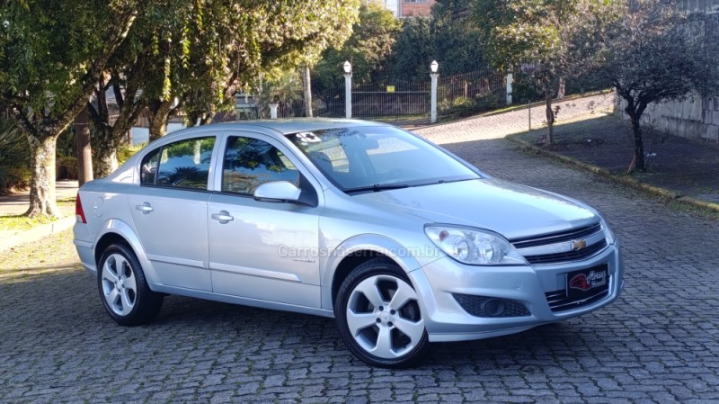 VECTRA 2.0 MPFI EXPRESSION 8V 140CV FLEX 4P MANUAL - 2010 - CAXIAS DO SUL