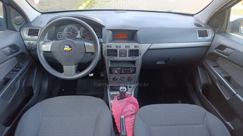 VECTRA 2.0 MPFI EXPRESSION 8V 140CV FLEX 4P MANUAL - 2010 - CAXIAS DO SUL