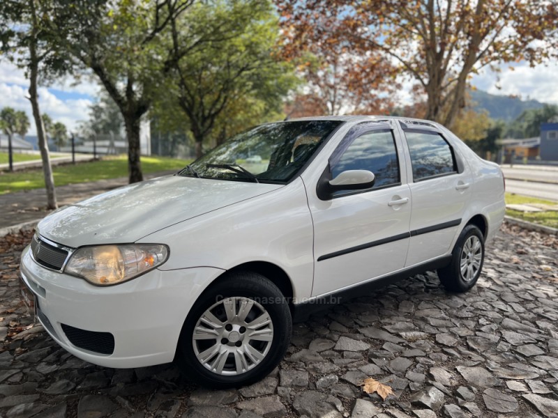 siena 1.8 mpi hlx 8v flex 4p manual 2005 dois irmaos