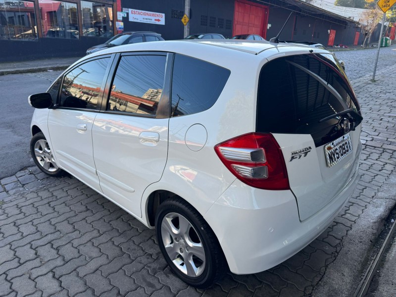 FIT 1.4 LXL 8V GASOLINA 4P MANUAL - 2011 - CAXIAS DO SUL