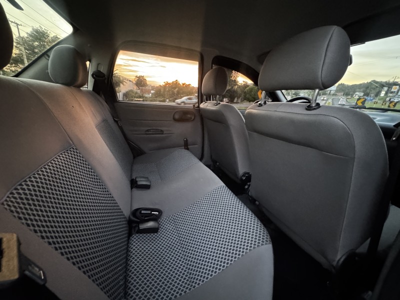 CLASSIC 1.0 MPFI LS 8V FLEX 4P MANUAL - 2011 - DOIS IRMãOS