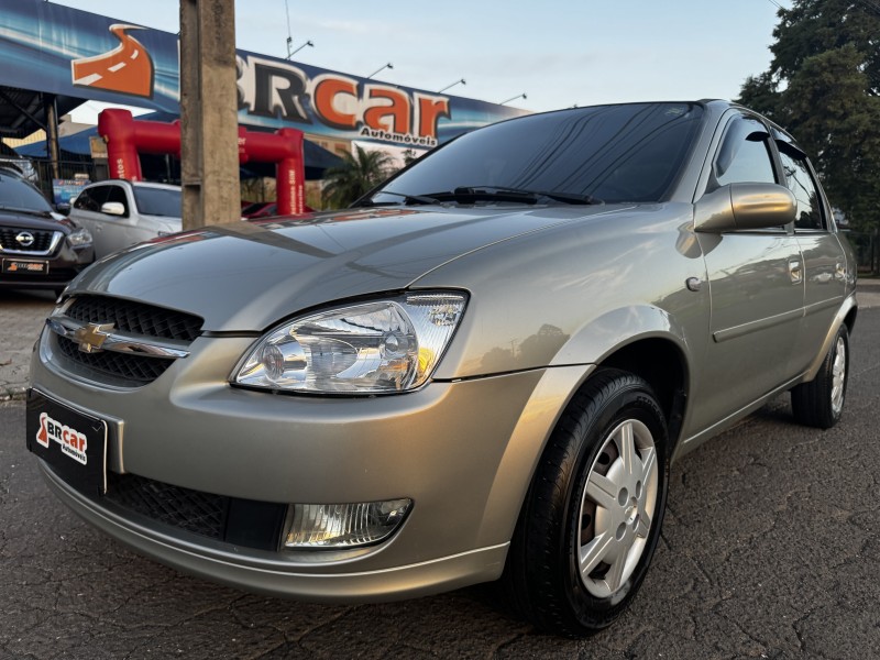 CLASSIC 1.0 MPFI LS 8V FLEX 4P MANUAL