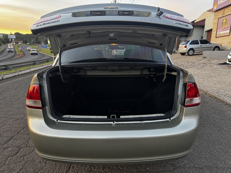 CLASSIC 1.0 MPFI LS 8V FLEX 4P MANUAL - 2011 - DOIS IRMãOS