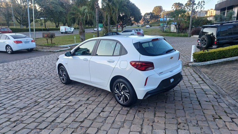 ONIX 1.0 12V FLEX 4P MANUAL - 2026 - FLORES DA CUNHA