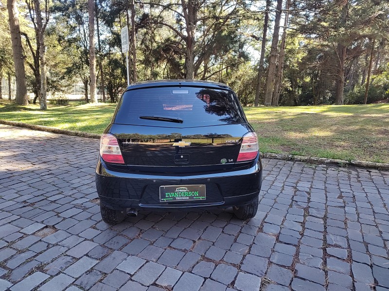 AGILE 1.4 MPFI LTZ 8V FLEX 4P MANUAL - 2011 - CAXIAS DO SUL