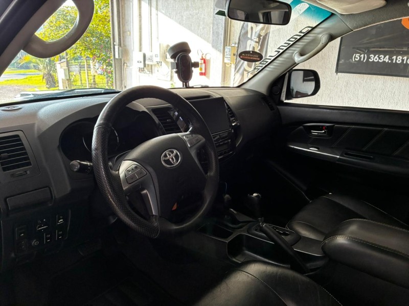 HILUX 3.0 SRV 4X4 CD 16V TURBO INTERCOOLER DIESEL 4P AUTOMÁTICO - 2014 - BOM PRINCíPIO
