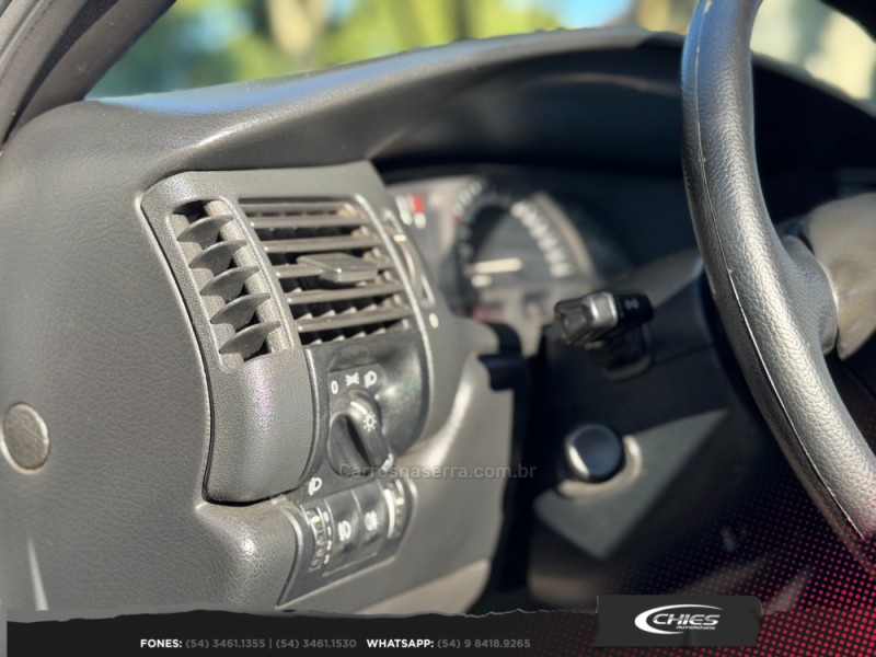 VECTRA 2.2 MPFI CD 16V GASOLINA 4P MANUAL - 1999 - CARLOS BARBOSA