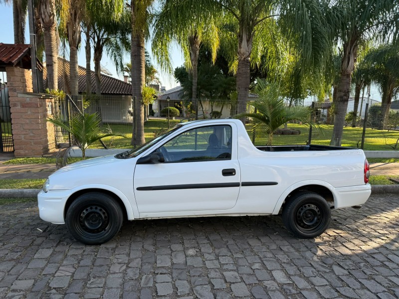CORSA 1.6 MPFI STD CS PICK-UP 8V GASOLINA 2P MANUAL - 2002 - FELIZ