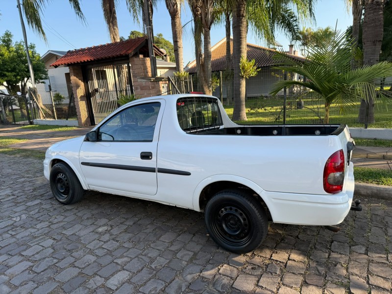 CORSA 1.6 MPFI STD CS PICK-UP 8V GASOLINA 2P MANUAL - 2002 - FELIZ