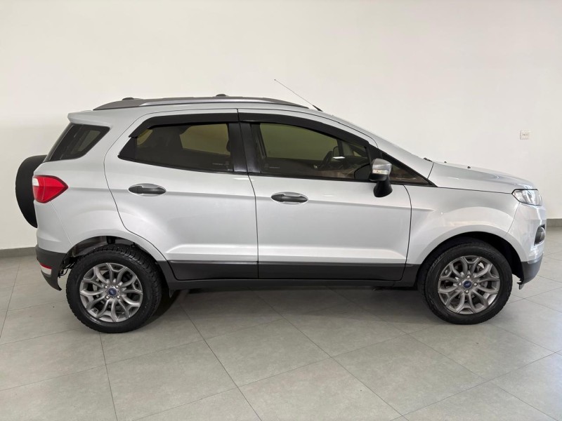 ECOSPORT 1.6 FREESTYLE 16V FLEX 4P MANUAL - 2014 - FARROUPILHA