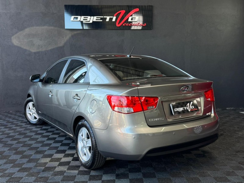 CERATO 1.6 EX3 SEDAN 16V GASOLINA 4P MANUAL - 2011 - CAXIAS DO SUL
